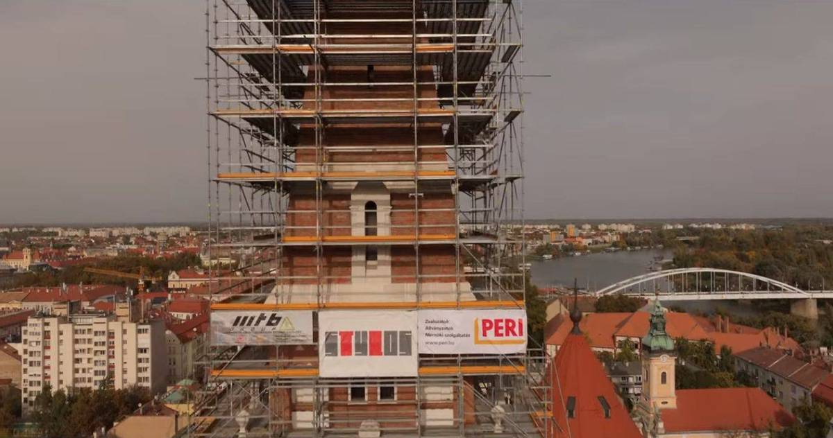 Szeged Cathedral – bell-tower scaffolding